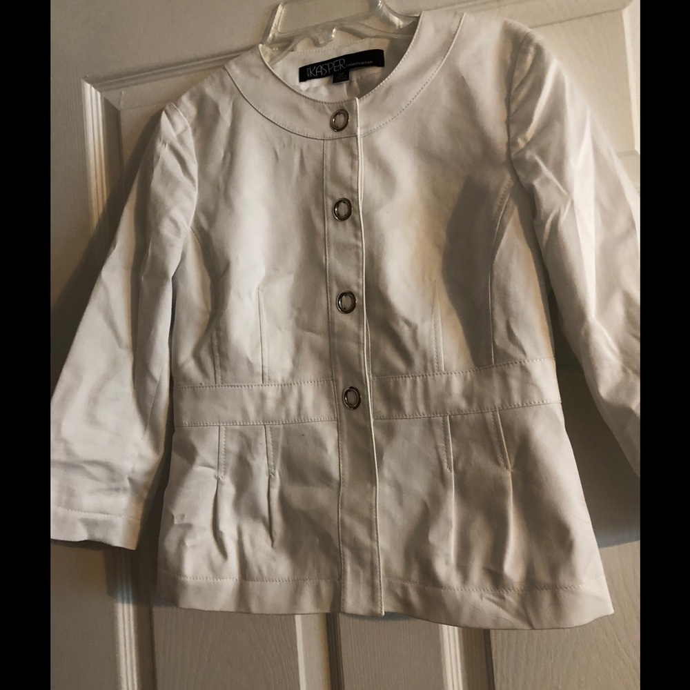 White blazer with snap buttons